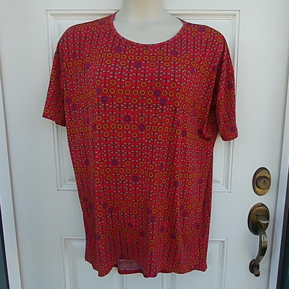 Lularoe Irma M (Like New)